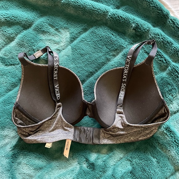 Victoria’s Secret Push Up Bra - Picture 3 of 9